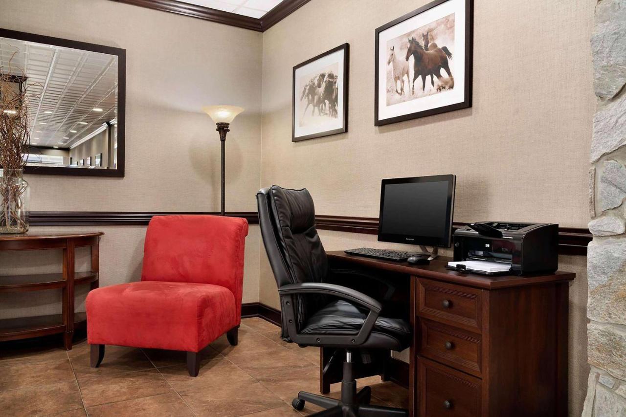 Days Inn By Wyndham Culpeper Dış mekan fotoğraf